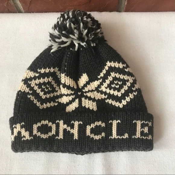 ❤️SOLD❤️MONCLER BEANIE 100% WOOL HAT POM POM LOGO BRAND - Picture 8 of 15
